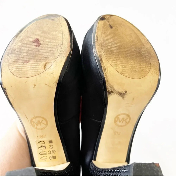 Michael Michael Kors Black Satin Peep Toe Platform Heels Size 8 Pleasers Studded - Picture 3 of 13